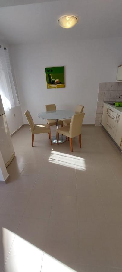 Apartment Viki Zadar Bagian luar foto